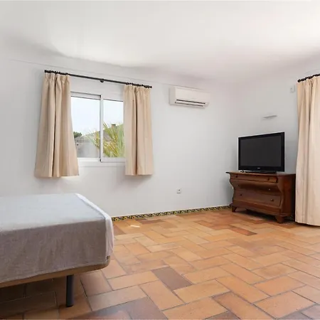 Mulholland كان بيكافورت