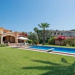 Mulholland Villa *