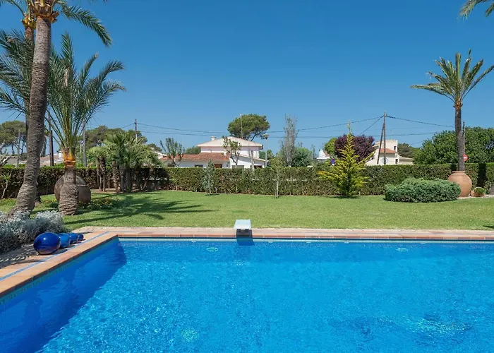 Mulholland Villa Can Picafort (Mallorca)