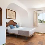 Mulholland فيلة *